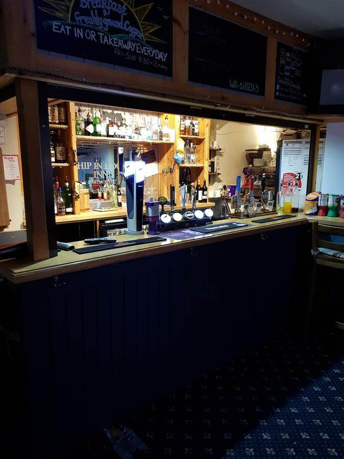The Ship In Dock Inn Dartmouth Eksteriør billede